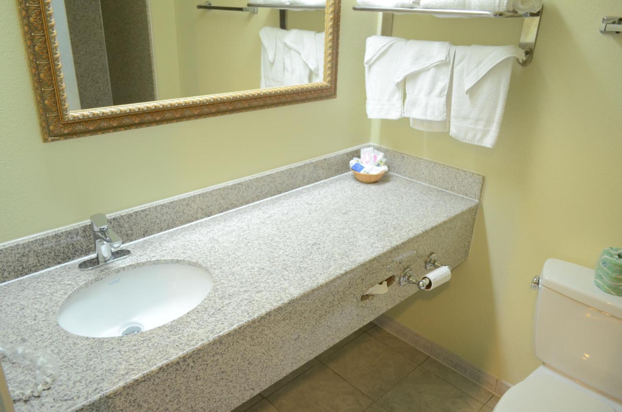 Scottish Inn And Suites Nrg Park/Texas Medical Center - Хьюстон Номер фото